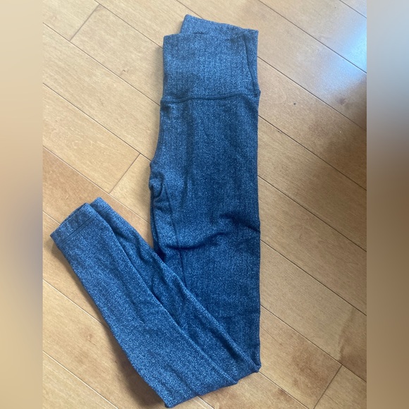 Lulu lemon leggings - Picture 1 of 4